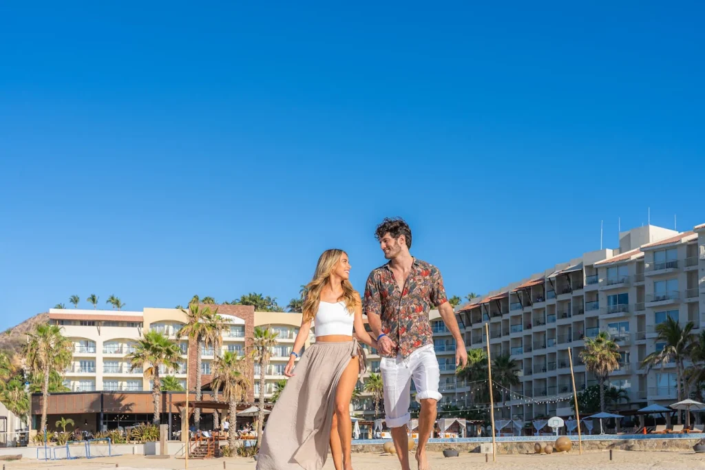 cabo-ocean-dream-beach-couple