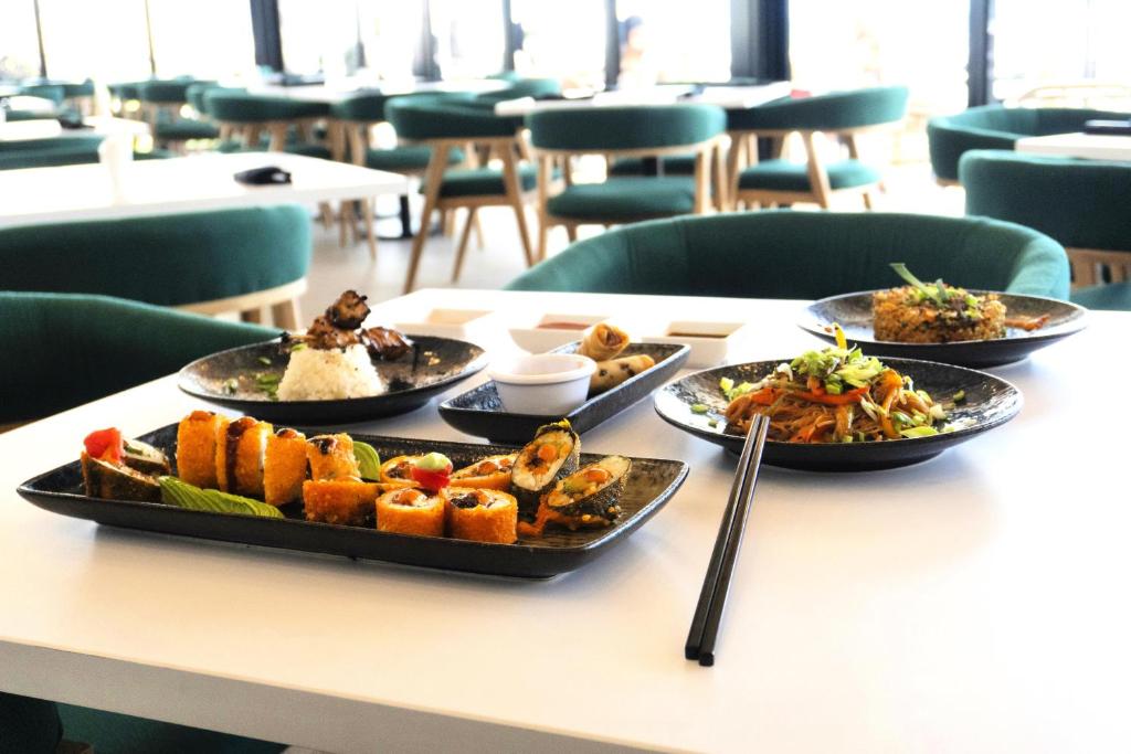 cancun-bayfront-getaway-restaurant2