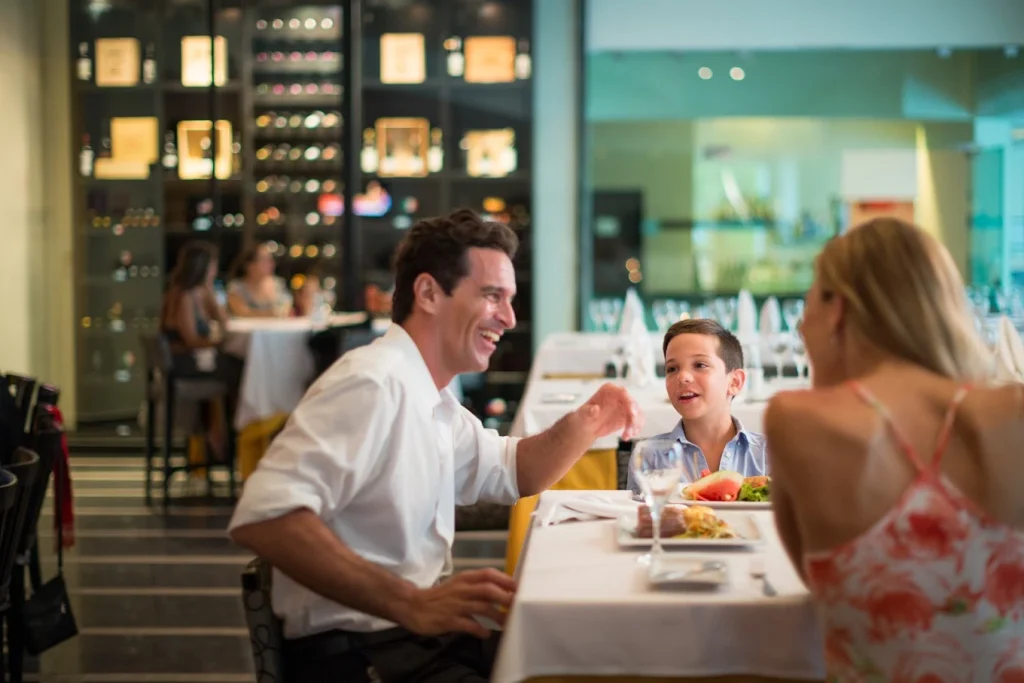 cancun-emerald-coast-restaurant