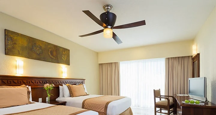 cancun-emerald-coast-room