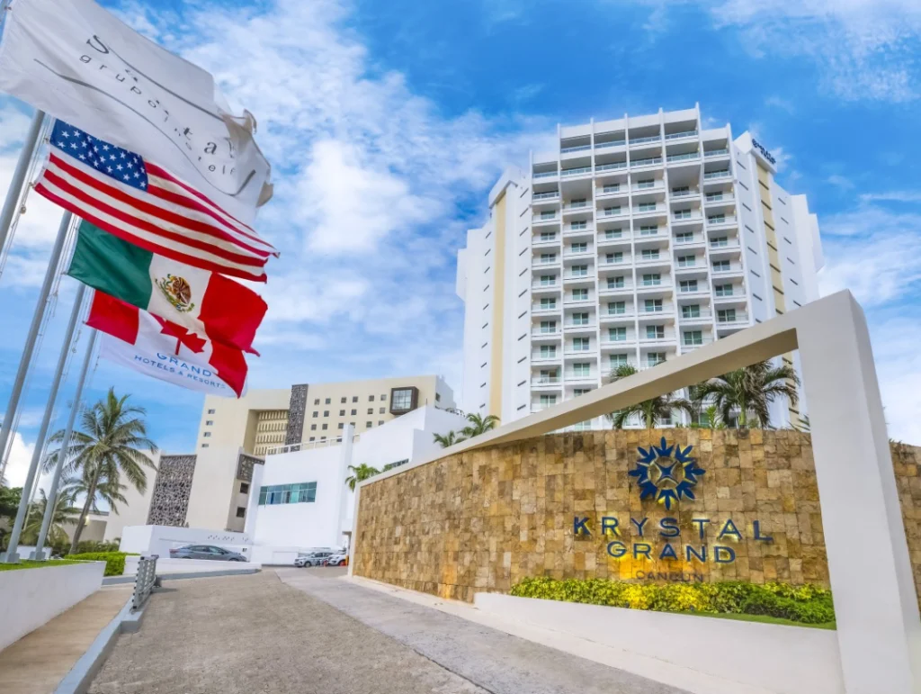 cancun-grand-vacations-entrance