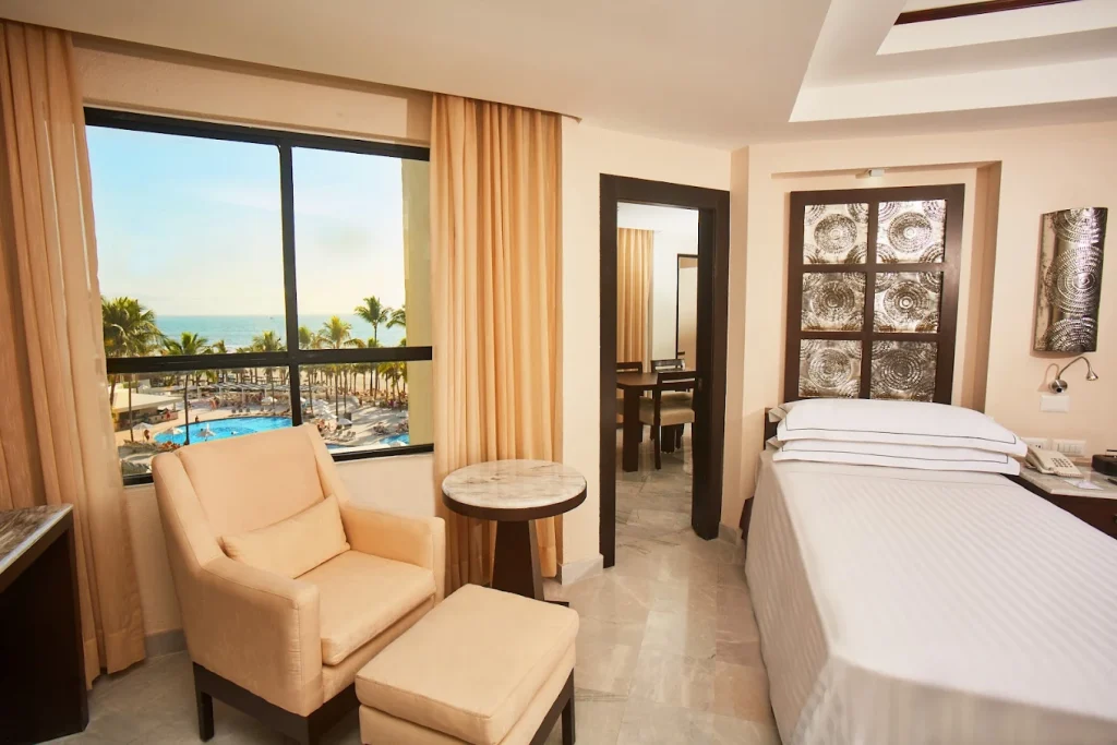 nuevo-vallarta-paradise-room